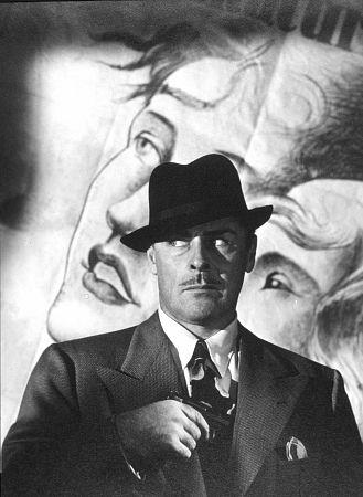 Brian Donlevy image