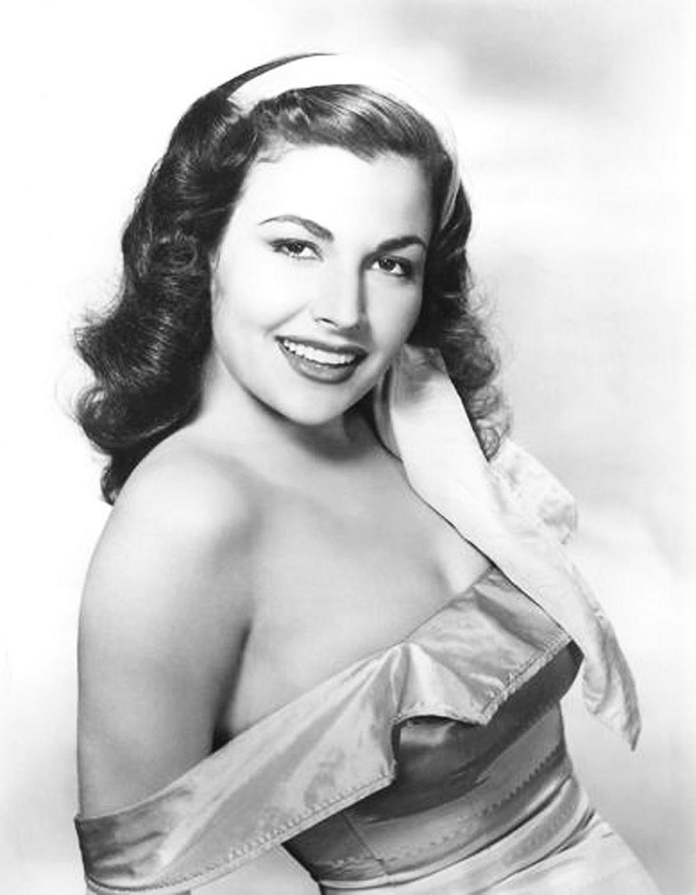 Mara Corday image