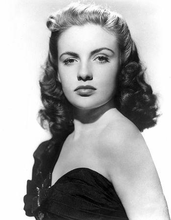 Joan Leslie image