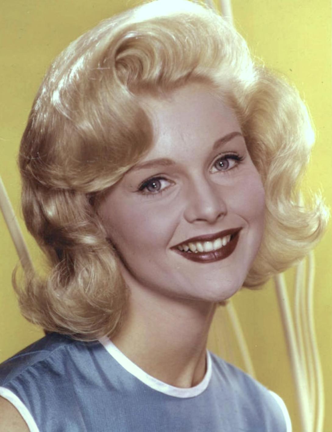 Carol Lynley image