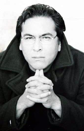 Eric Schweig image