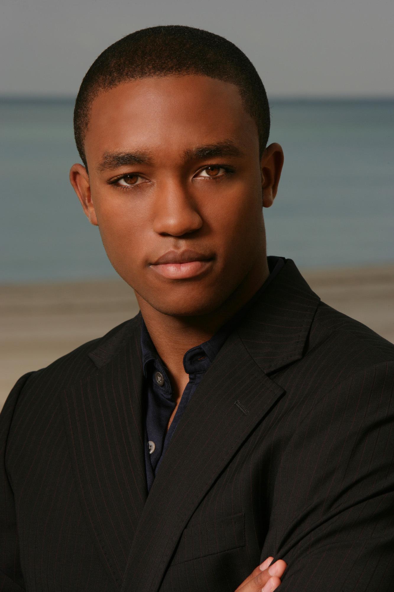Lee Thompson Young image