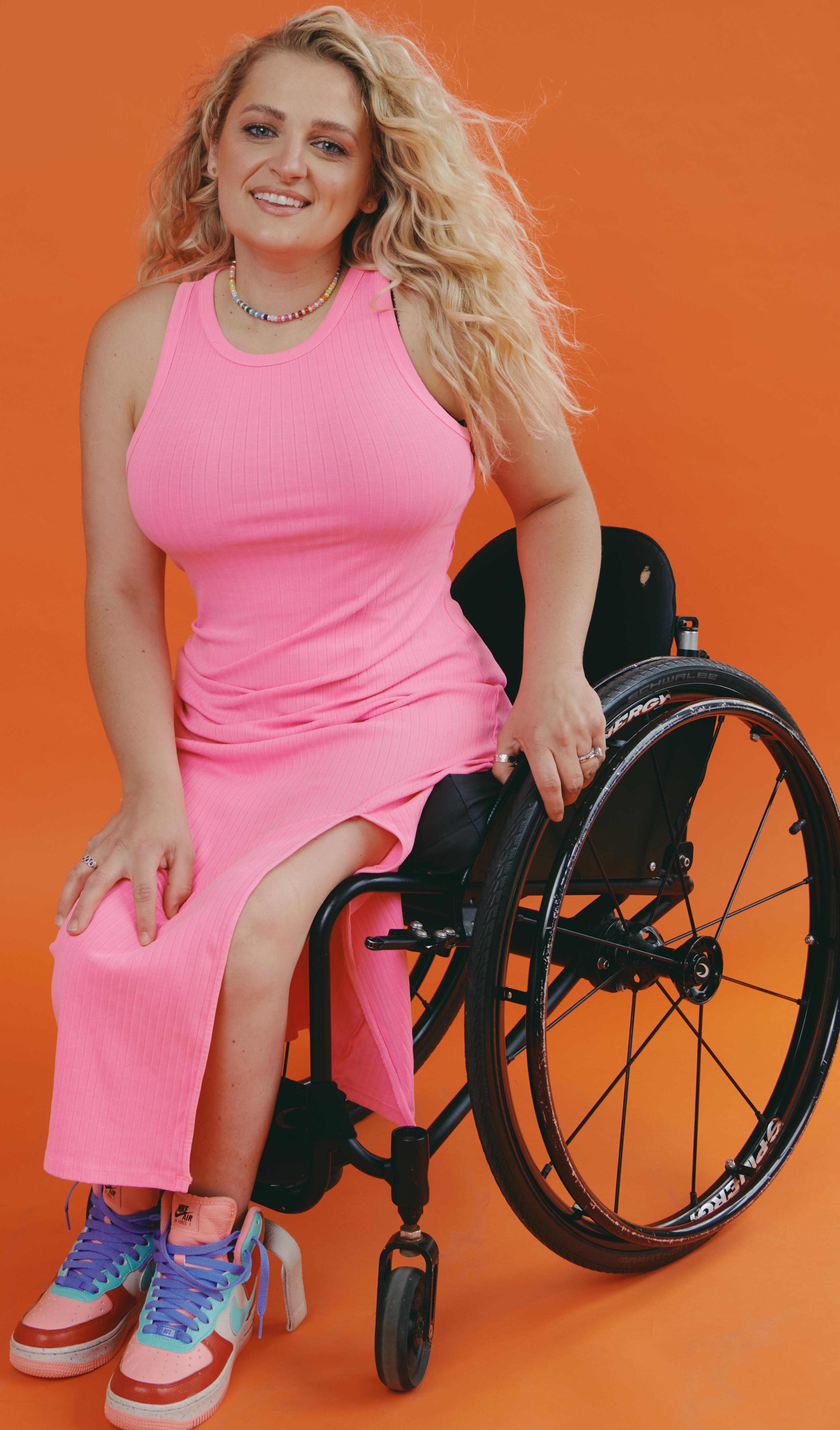 Ali Stroker image