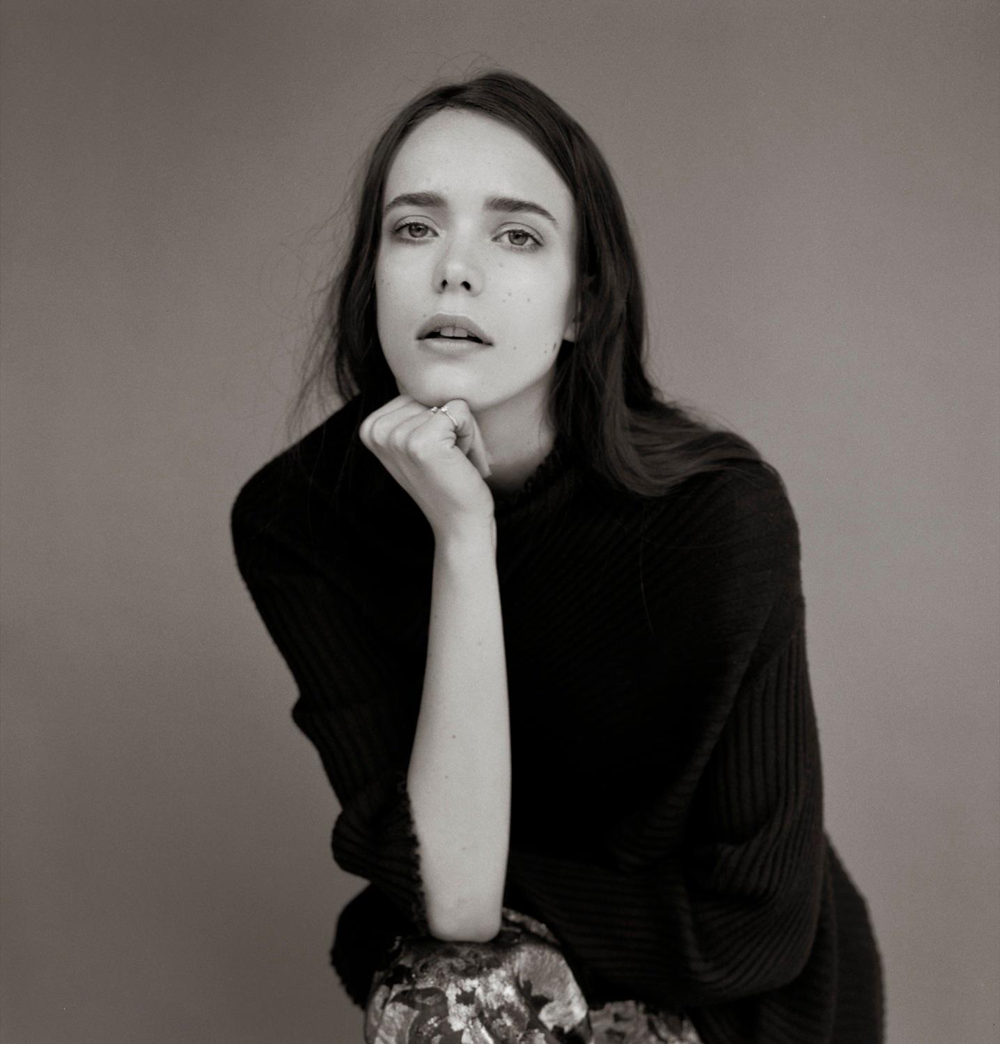 Stacy Martin image