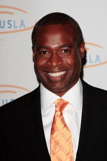 Phill Lewis image