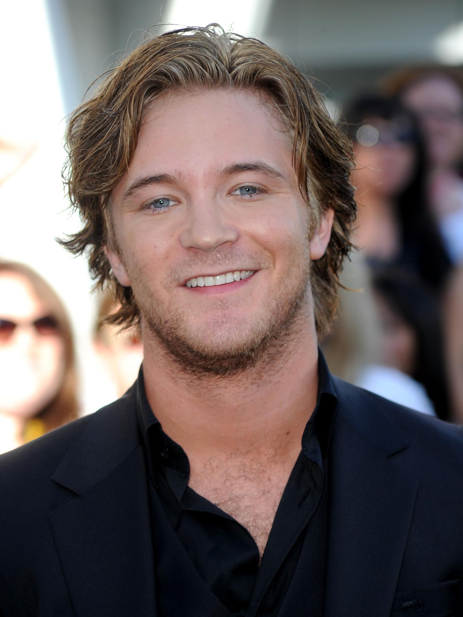 Michael Welch image